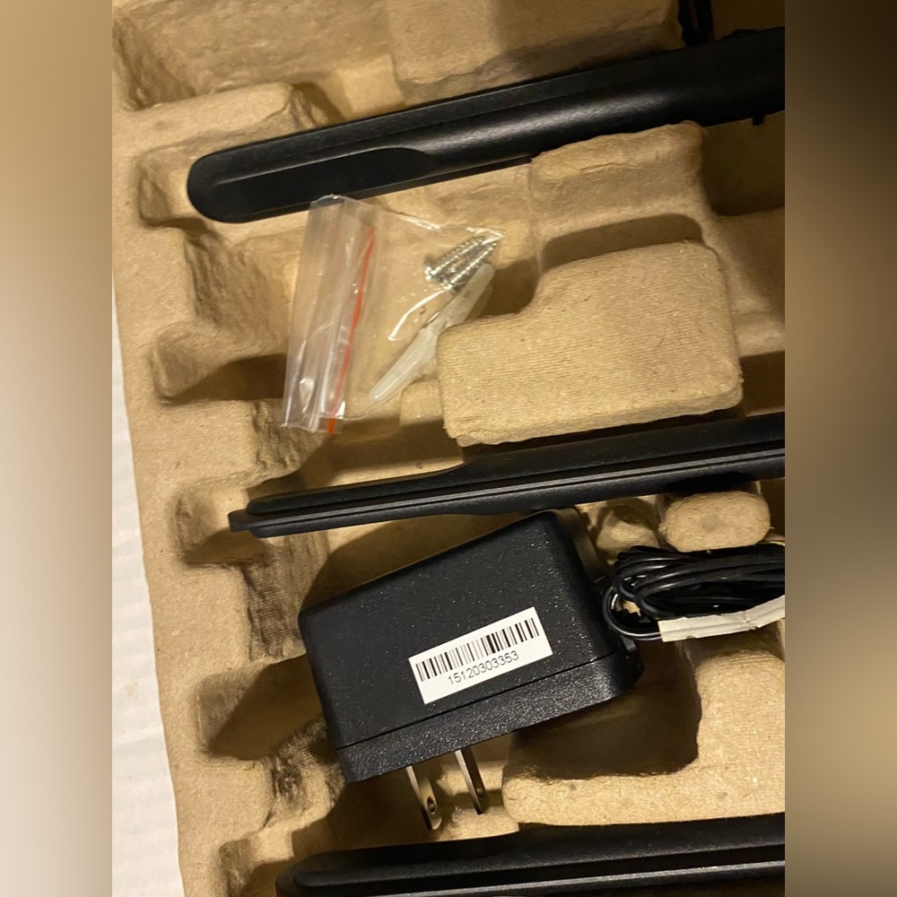 Cloud Router D-Link DIR-619L 2014 - Picture 4 of 6